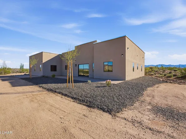 4459 W Roosevelt Rd, Yucca, AZ 86438