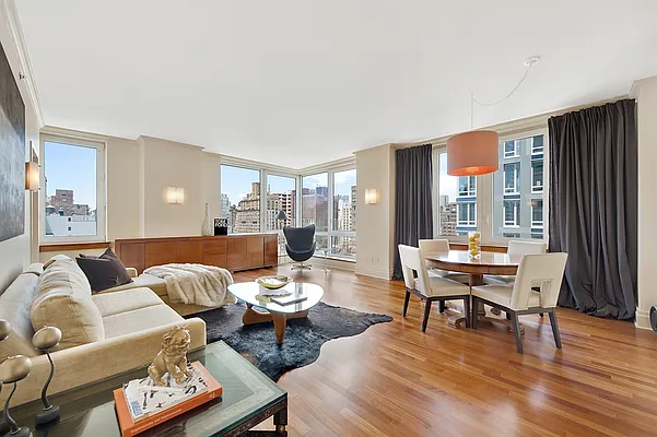 Sold by Corcoran | media 23