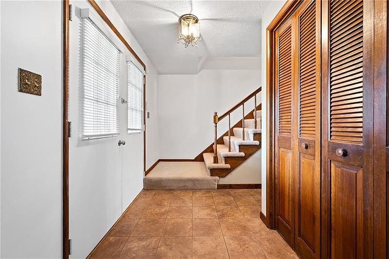 151 Hermitage Cir, Ligonier, PA 15658 Zillow