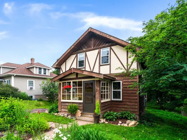 112 E Winona St, Duluth, MN 55803
