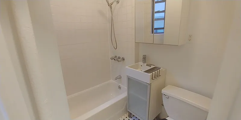 Rented by GPA Realty | media 9