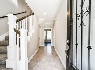 12264 Oxford Crescent Cir, Houston, TX 77077