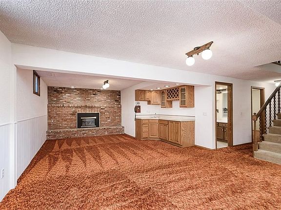 5th image of 3134 Marguerite Blvd
