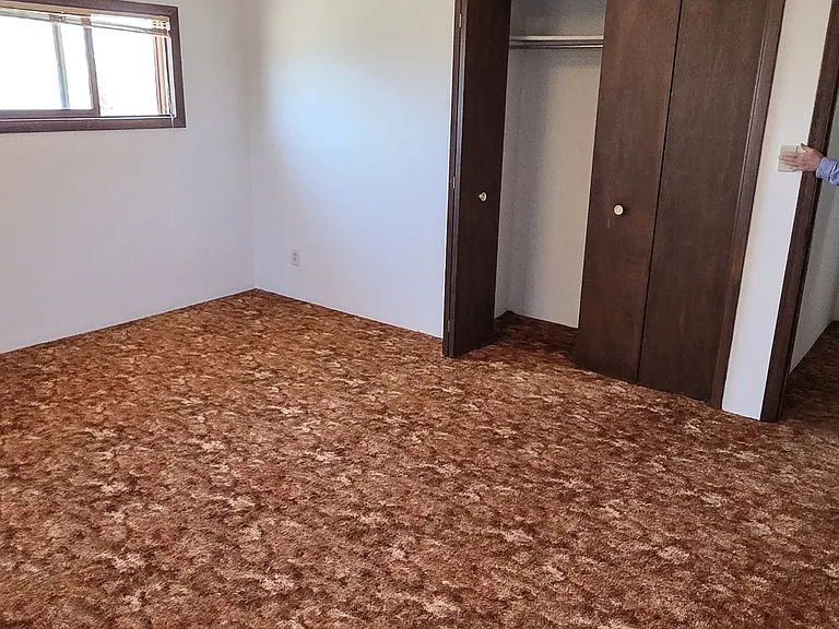 221 Cactus Dr — Photo 5