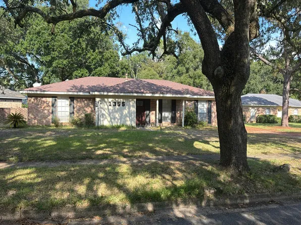 1355 Spring Valley Ct, Mobile, AL 36693