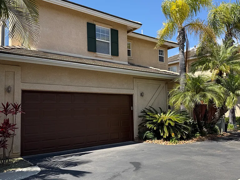 7354 Escallonia Ct — Photo 2
