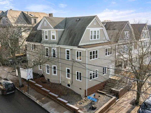 29 Packard Ave, Somerville, MA 02144