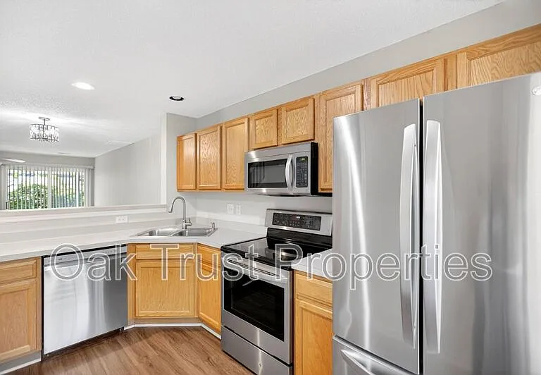 1001 Elm Hall Cir — Photo 7