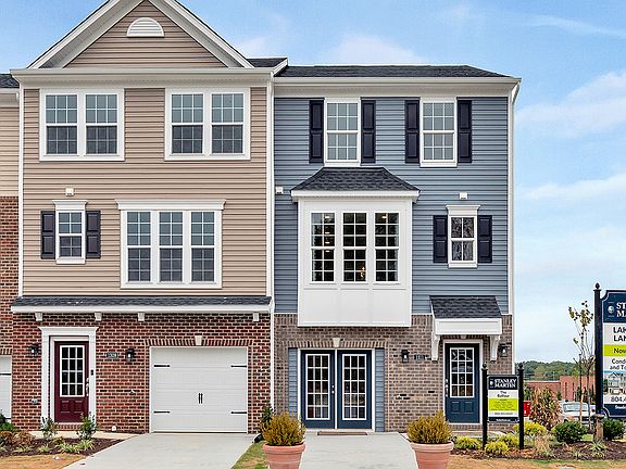 2nd image of 1311 Claytor Ln
