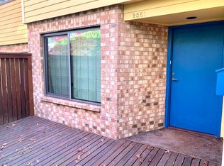 2561 E Madison St, Seattle, WA 98112