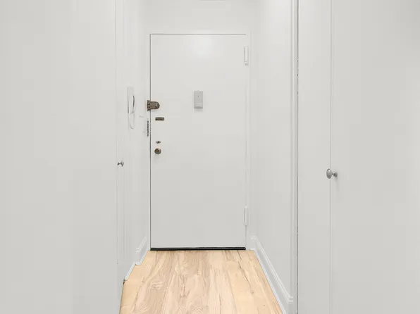 145 East 15th Street image 10 of 12