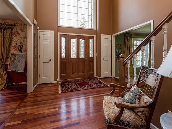 4th image of 1122 Orchard Cir