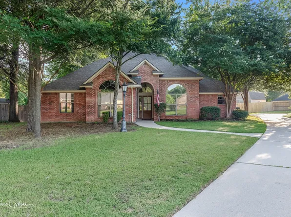 322 Blue Fox Cir, Haughton, LA 71037