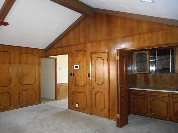 4th image of 4206 Crestridge Dr