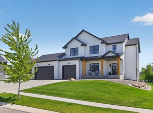 2014 Hagen Ln SW, Rochester, MN 55902