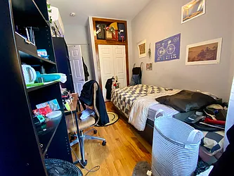 Rented by Safdie Realty Group