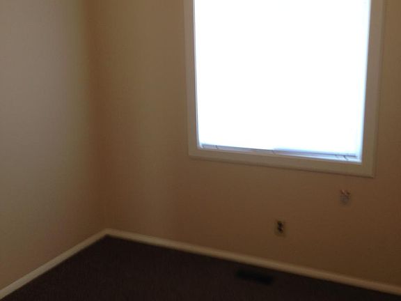 3rd image of 1811 Seminole Ln