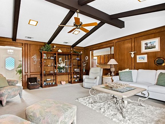 2nd image of 3301 Canterbury Dr