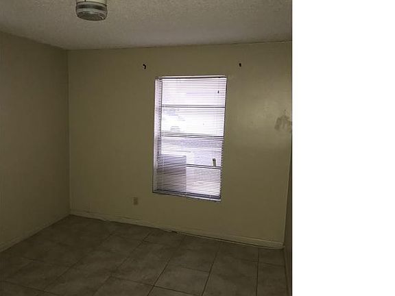 5th image of 270 SW 5th Ct APT 1