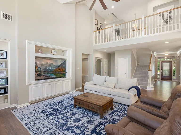 10 Scenic Mill Pl — Photo 15