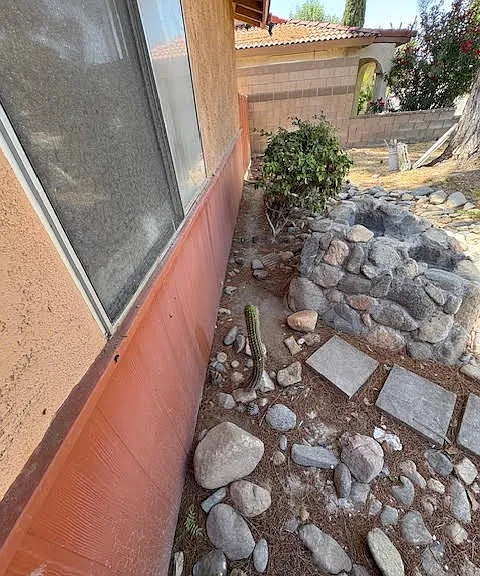 43702 Rembrandt St — Photo 15