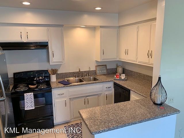 1st image of 550 E California Blvd APT 20