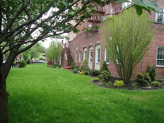 Sold by Benjamin Realty Since 1980 | media 61