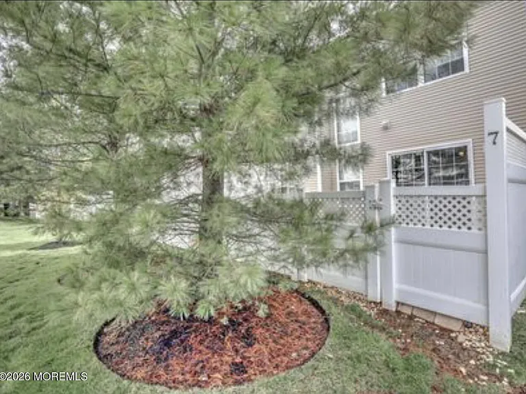 7 Augusta Dr — Photo 27