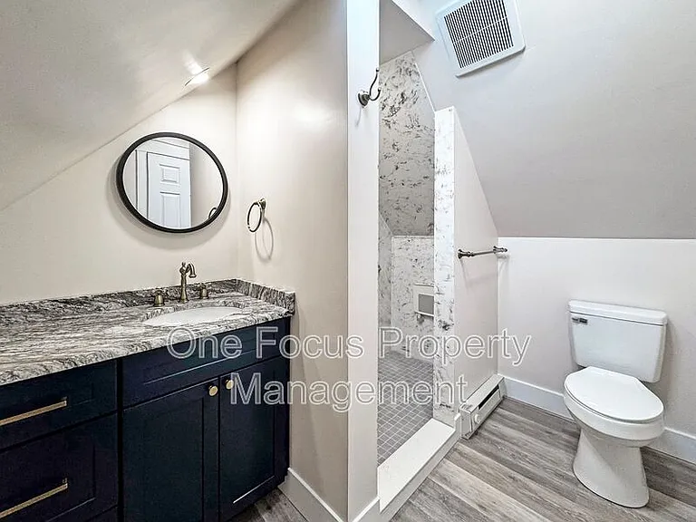 379 Updegraff Aly — Photo 4