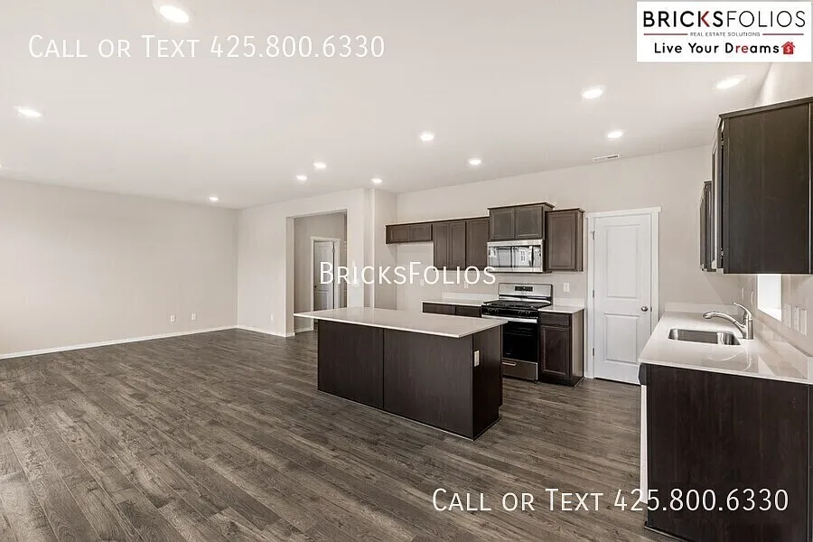 The Hawthorne Awaits You in Port Orchard! — Photo 4