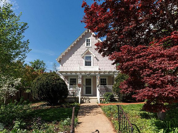3rd image of 718 Alleghany Ave