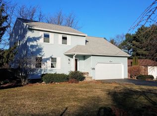 1415 Rocco Dr, Schenectady, NY 12303
