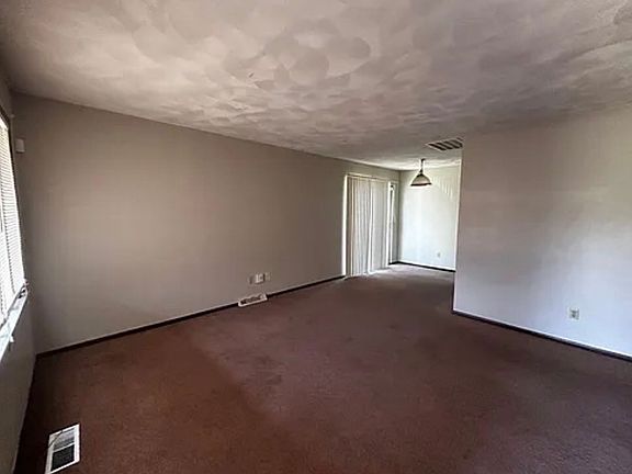 3rd image of 100 & 102 Derbyshire Dr