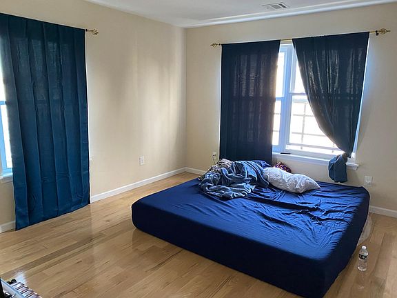 Master bed