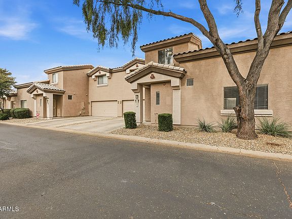 3rd image of 8064 W ZOE ELLA Way