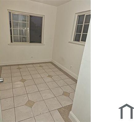 4th image of 620 E Oak St #624