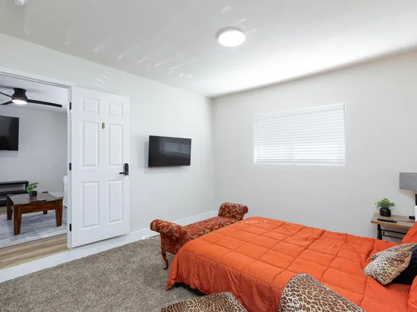(undisclosed Address), Las Vegas, NV 89115