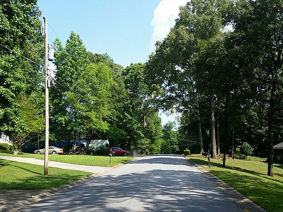 4th image of 496 Birch Ln