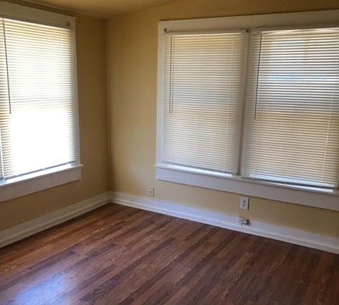 3rd image of 2311 Hicks Ave