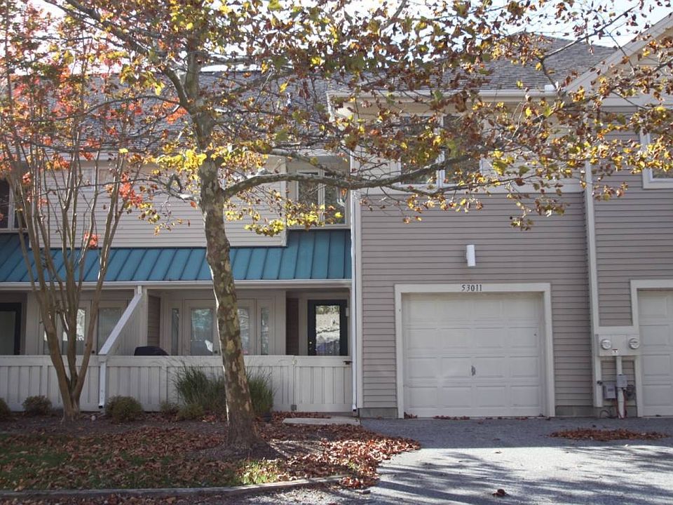 1st image of 53011 Lakeshore Dr