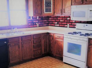 1080 Curry Rd, Schenectady, NY 12306