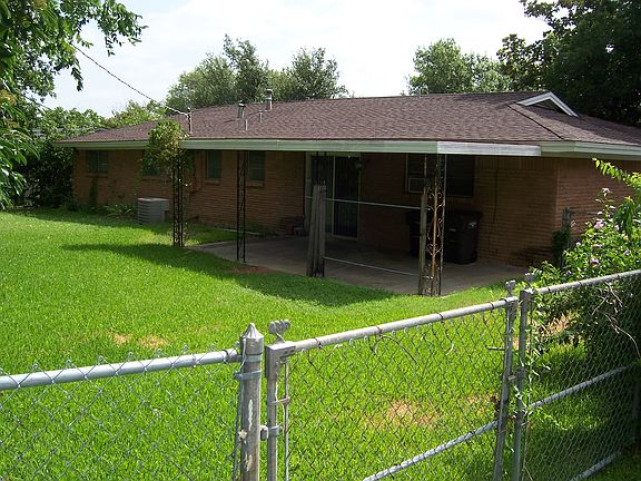4th image of 5212 Keswick Dr