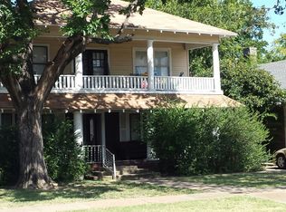 3105 Lipscomb St, Fort Worth, TX 76110