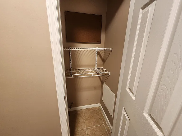 7527 Melinda Dr — Photo 17