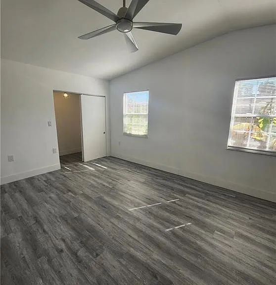 2248 Marina Park Dr — Photo 6