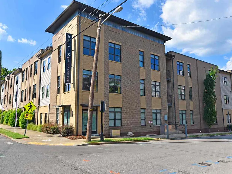 Ellis Germantown — Photo 29