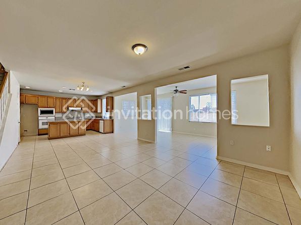 1036 Crystal Springs Pl