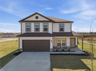 671 W Lanesfield St, Gardner, KS 66030