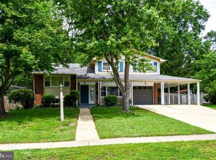 8916 Battery Rd, Alexandria, VA 22308