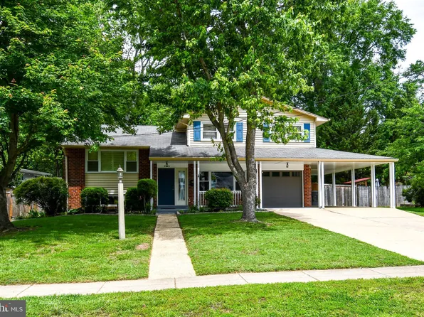 8916 Battery Rd, Alexandria, VA 22308